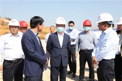 銅仁市委副書記、市長皮貴懷赴中偉鎳锍精煉硫酸鎳項(xiàng)目調(diào)研